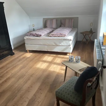 Ingridsminde - *